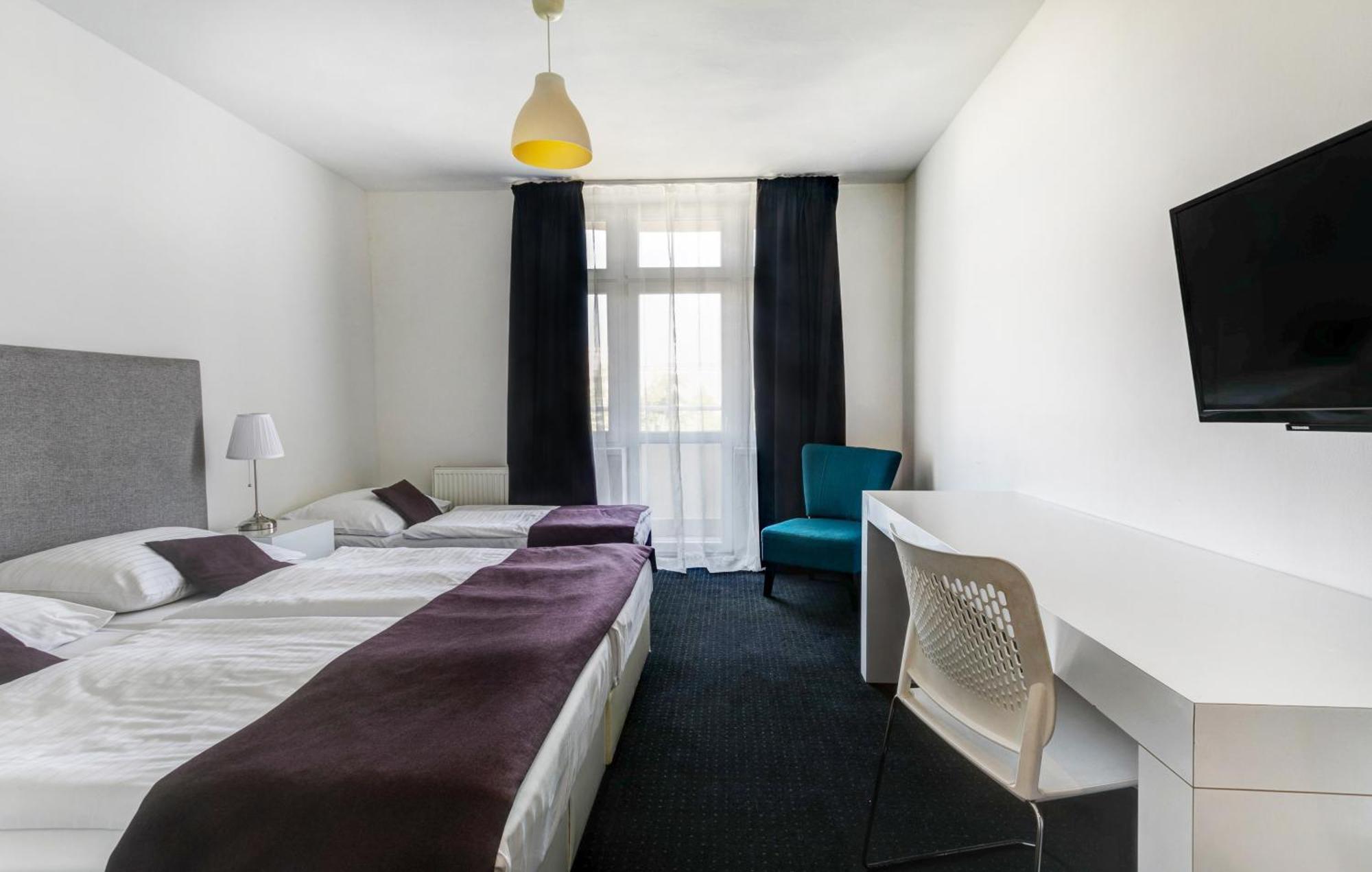My Hotel Apollon Prague Extérieur photo