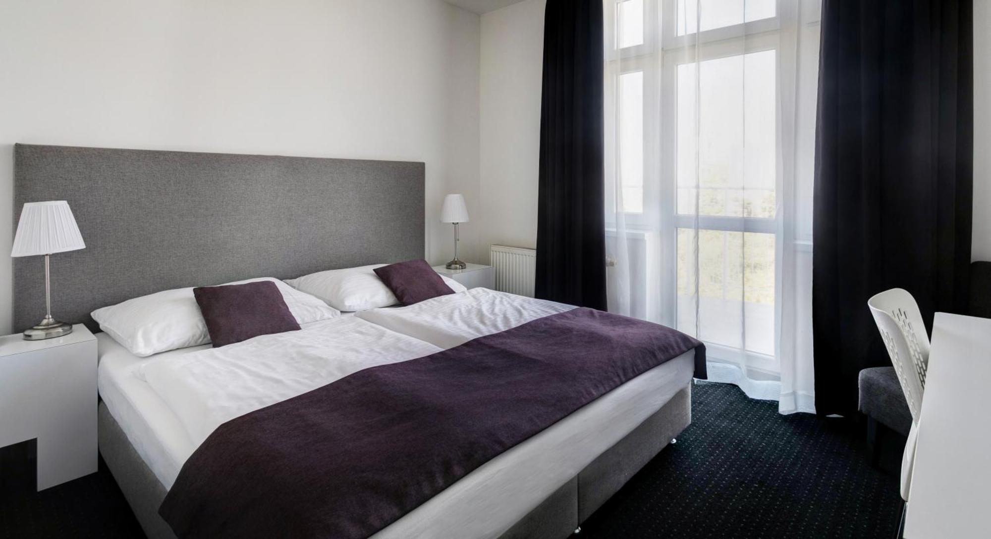 My Hotel Apollon Prague Extérieur photo
